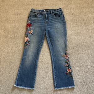 Johnny Was Jeans Womens 28/26 Blue Floral Embroidered Cropped Baby Boot Raw Hem